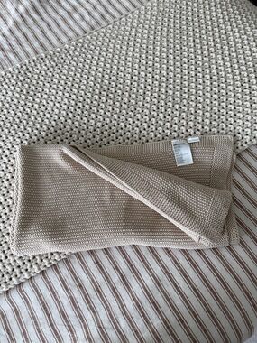 H&M home baby blanket taupe 100% cotton